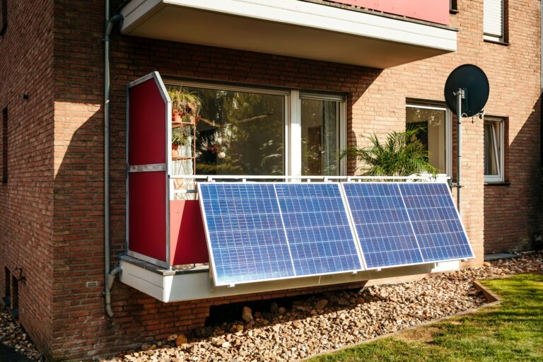 La transizione ci conviene: da consumatori a prosumer nella crisi energetica